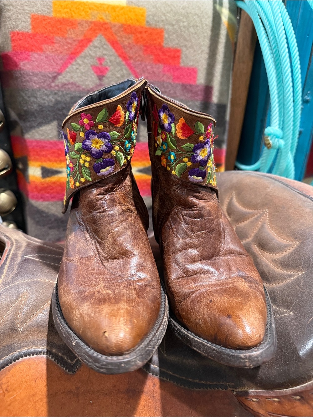 Old Gringo Brown Leather Cowboy Boots with Multicolor Floral Embroidery